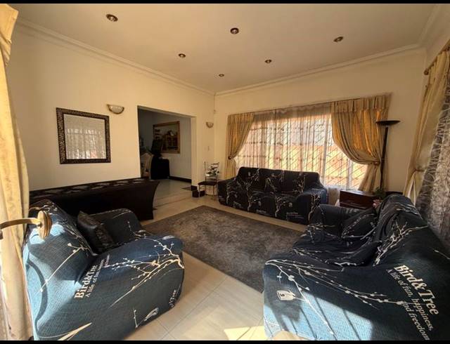 4 BEDROOM HOUSE FOR SALE IN ERASMIA